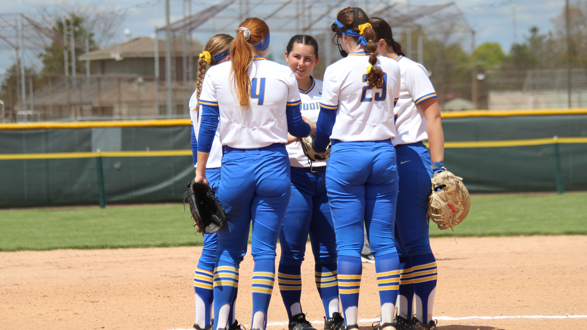 Madonna and Concordia to Play for Softball Tournament Title