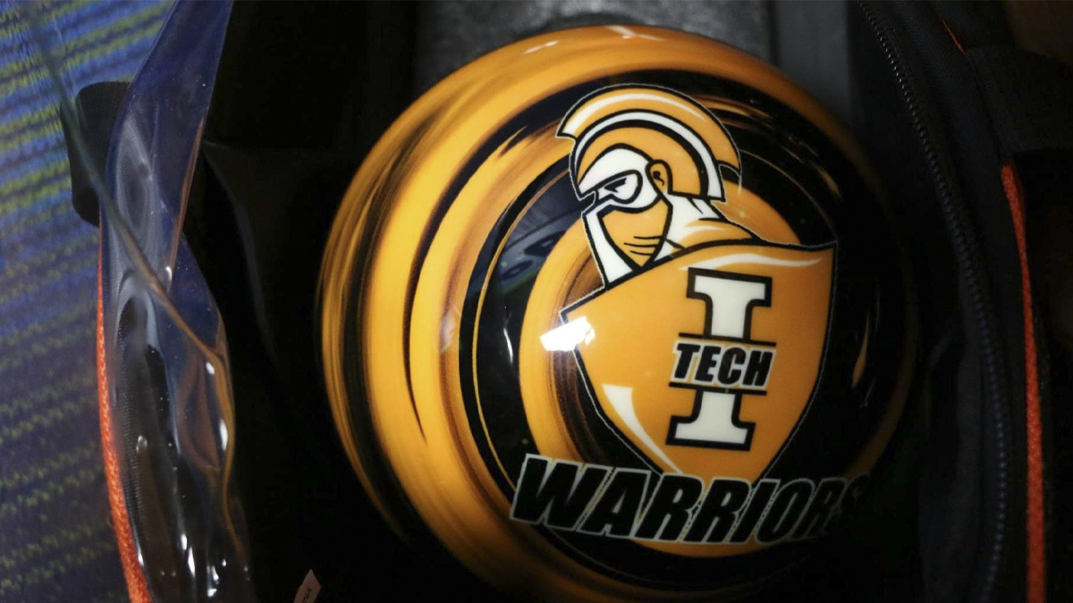 Indiana Tech Repeats with Women's Bowling Championship