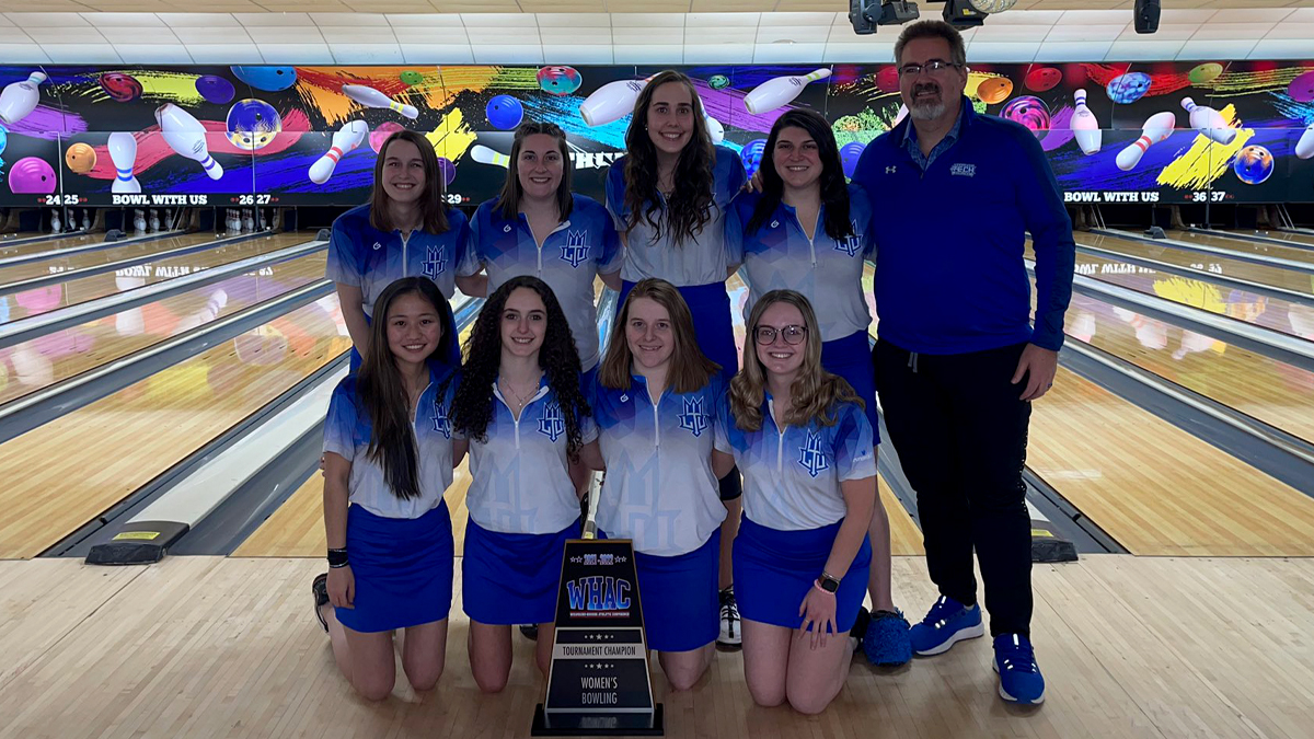 Lawrence Tech Wins Women's Bowling Tournament